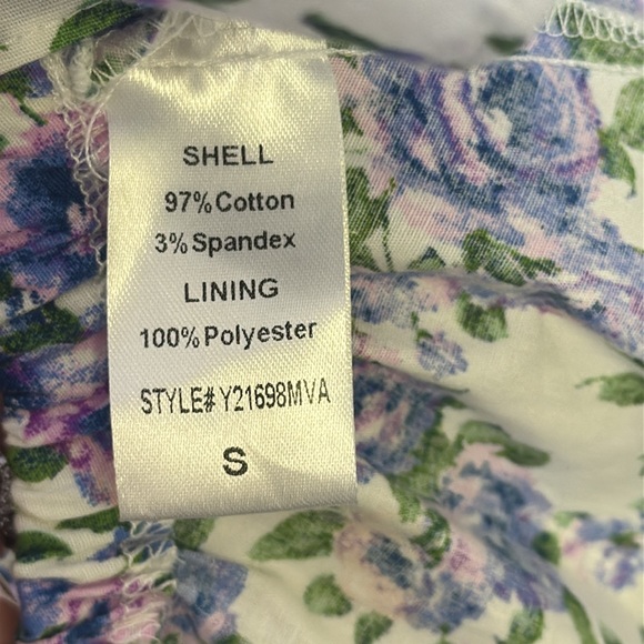 TALULAH Vibrant Floral Blouse with Puff Sleeves size Small - Picture 6 of 10